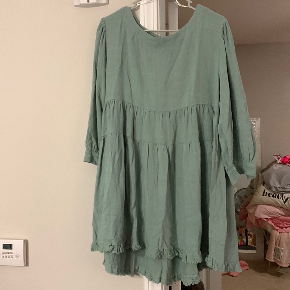 Womens Umgee sage tunic top. Size medium! Brand new with tags.
